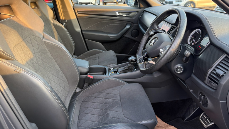 Skoda Kodiaq 2.0 TSI 190 Sport Line 4x4 5dr DSG [7 Seat] Petrol Estate